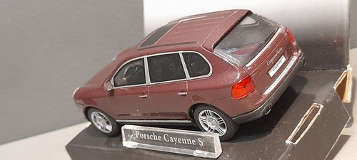 Porsche Cayenne S Mauve Purple Scale 1:43 Die Cast detailed Model Toy Car Gift - Picture 18 of 22