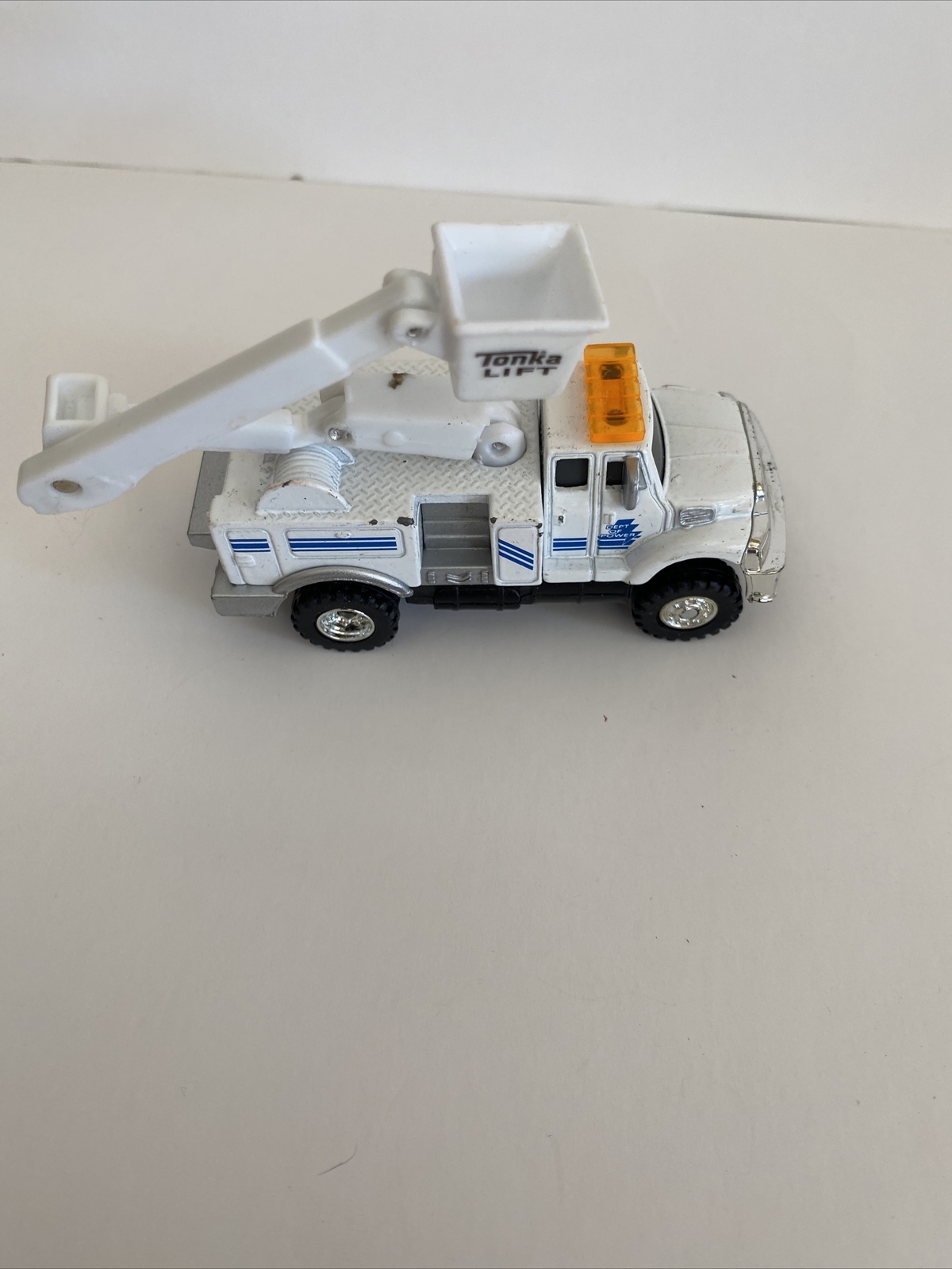 Picture 1 of 5