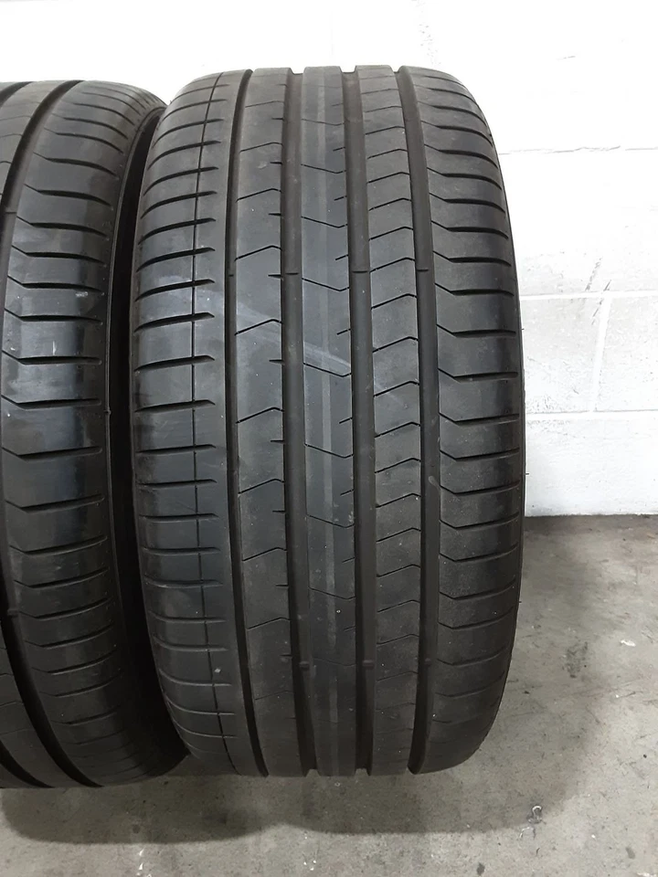 2x P265/35R21 Pirelli P Zero PZ4 LM1 Elect 8/32 Used Tires - Image 4 of 4