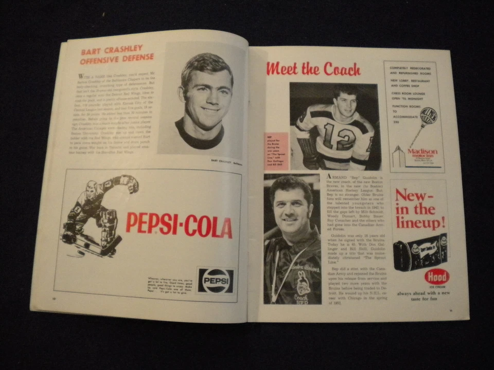 1971 OCTOBER 8 BOSTON BRAVES VS. CLEVELAND BARONS AHL HOCKEY PROGRAM - SP 3624G - Image 3 of 4