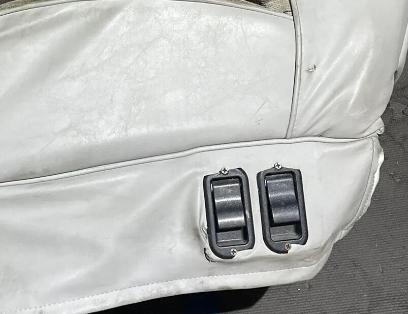 Misc. RIALTA seat Hardware Winnebago (VW) MOTORHOME FRONT L & R SEAT