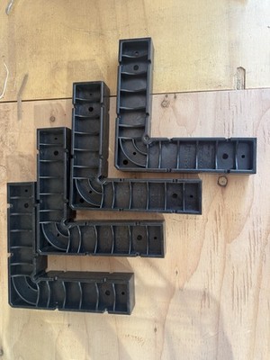 Rockler Clamp-It Assembly Square Woodworking Black Composite Corner (SET OF 4)