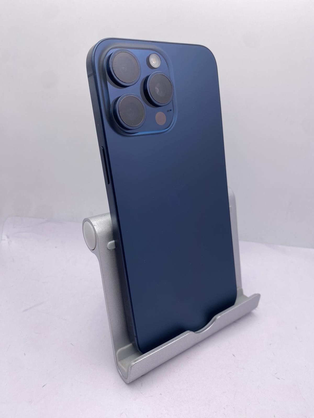Apple iPhone 15 Pro Max - 256 Go - Titane bleu