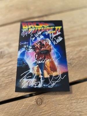 ZURÜCK IN DIE ZUKUNFT 2/ BACK TO THE FUTURE CAST-Repro-Autogramm-ca.10x16 (1066)
