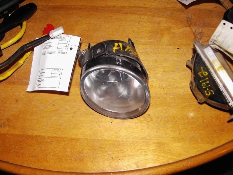 04-13 Nissan Titan Right Passenger Corner Park Light Lamp Fog Driving - Image 3 of 4