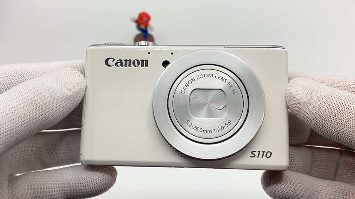 Mint+] Canon PowerShot S110 White 12.1MP 5x Compact Digital Camera