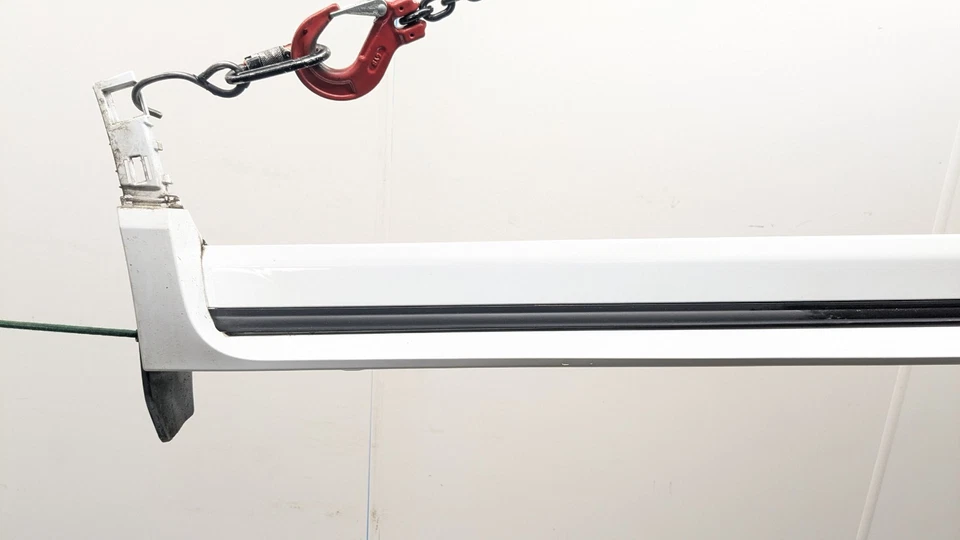 FORD KUGA MK3 ST-LINE SIDE SKIRT RIGHT DRIVER SIDE OFFSIDE IN FROZEN WHITE 2021 - Image 2 of 4