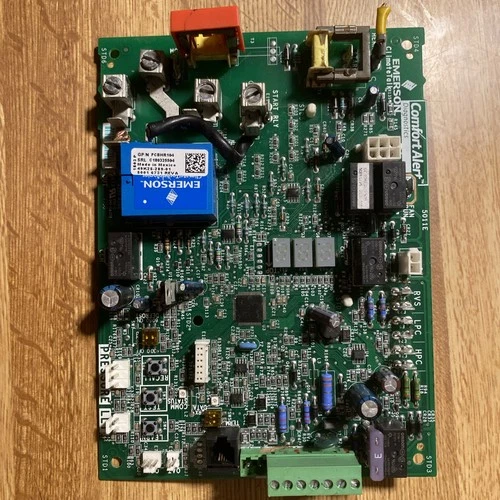 Goodman Amana ComfortAlert PCBHR104 2-Stage Control Circuit Board 49K25-289-01B1