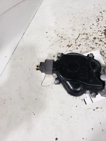 Windshield Wiper Motor Fits 07-11 CSX 1206838 - Image 2 of 4