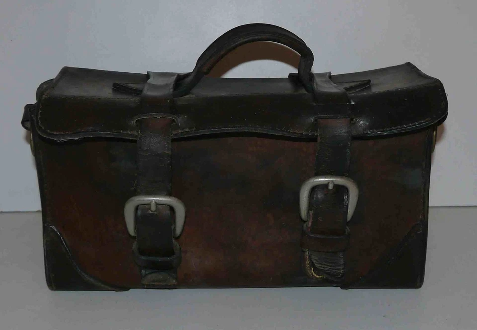 Sacoche ancienne / cartable en cuir (de plombier ?) - Photo 3/4