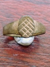 Ancient Roman bronze ring with decoration UK Size H/I US Size 4