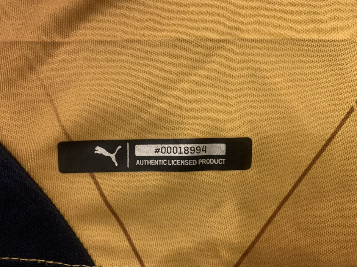 Arsenal 2015 - 2016 Away Jersey. Size M. Puma Mesut Özil EPL