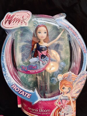 Winx Club Sparkling Lights Sirenix Bloom Doll NIB