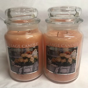 Details About Village Candle 2 English Flower Shop Large 26 Oz Jar Candle Two Wicks Two New - 