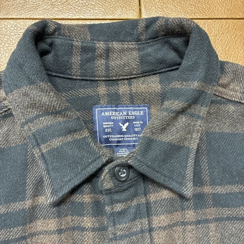 American Eagle Mens Flannel Thick Plaid Button Down Black Brown Shirt Large NWOT - Picture 3 of 17