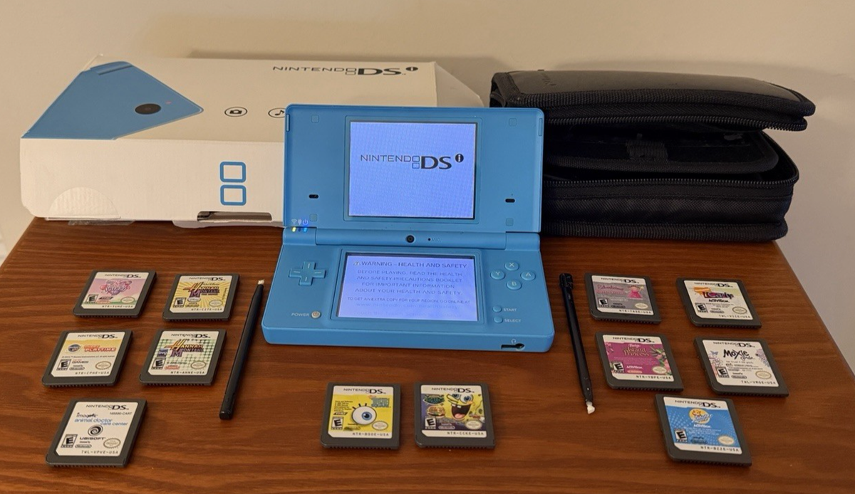 Nintendo DSi Blue Console Boxed Bundle - Official Leather Case