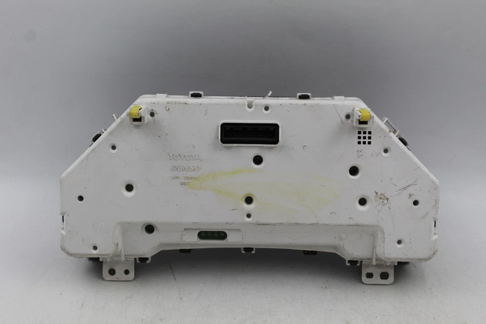 Grupo de velocímetros 19 k millas MPH para Lexus CT200H 2015 OEM #40720 Foto 2 de 4