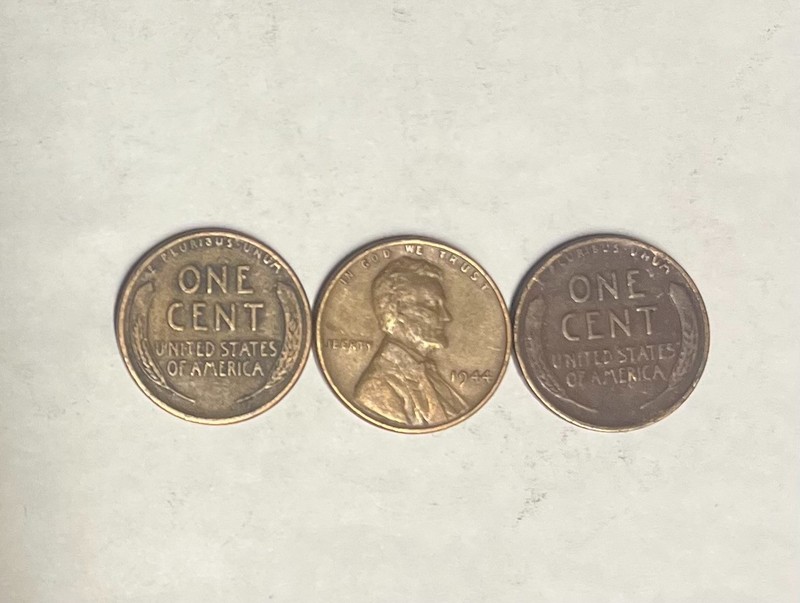 Roll of 1944 Wheat Back Pennies, Mixed Mint Marks