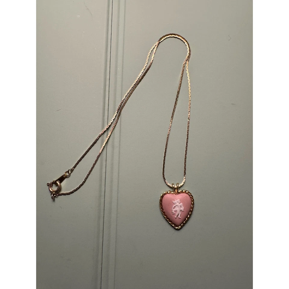 Wedgwood Heart Pendant Necklace Cupid Cameo Pink Gold Tone Chain - Image 2 of 4