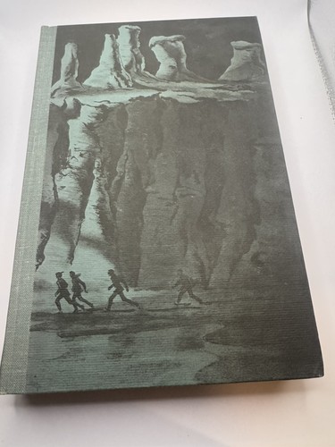 THE MYSTERIOUS ISLAND by Jules Verne 1959 Heritage Press Hardcover w/ Slipcase - Picture 2 of 7
