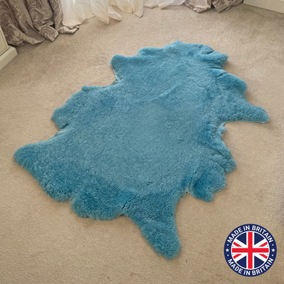 Extra große Premium Lammfell Merino Short Wolle türkis blau natürliche Form