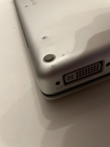 Apple PowerBook G4 15” with charger - Picture 15 of 20