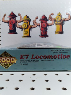 Life-Like Proto HO ''Florida East Coast'' E7A Powered Locomotive FEC #1012 NOS