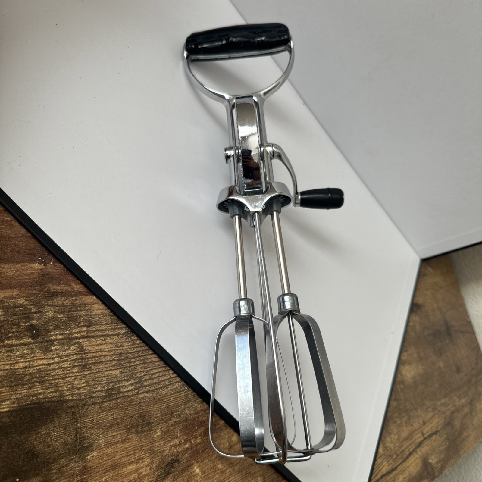 Vintage Ekco Best Manual Hand Crank Egg Beater Mixer Tool Stainless Steel USA