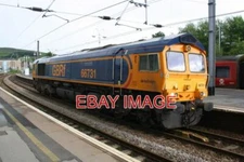 PHOTO  GBRF-LIVERIED CLASS 66/7 LOCO NO 66731 INTERHUB GB IN SKIPTON STATION FOR