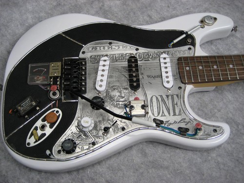 "Strange artwork"-Serie_Typ: Retro-Fusion_"Jimmy Hand Trix"_Guitar_E-Gitarre
