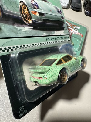 Hot Wheels China 2nd Convention Porsche 964 With One Keychain | eBay