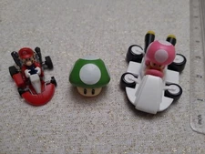 Nintendo Mario Kart Super Mario Bros. Pull Speed Red Toy mix lot of  3