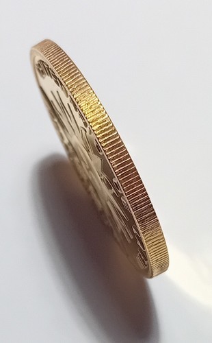 Moneda 2004 Centenario de la FIFA .Dorada 40mm. - Imagen 3 de 3