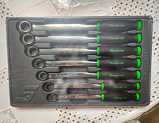 Snap-on Flank Drive Soft Grip 7pc Metric 12-point Box Wrench Set 16-24mm Snap-on Flank Drive Soft Grip 7pc Metric 12-point Box Wrench Set 16-24mm