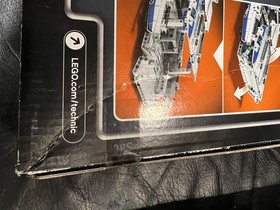 LEGO TECHNIC: Cargo Plane (42025)