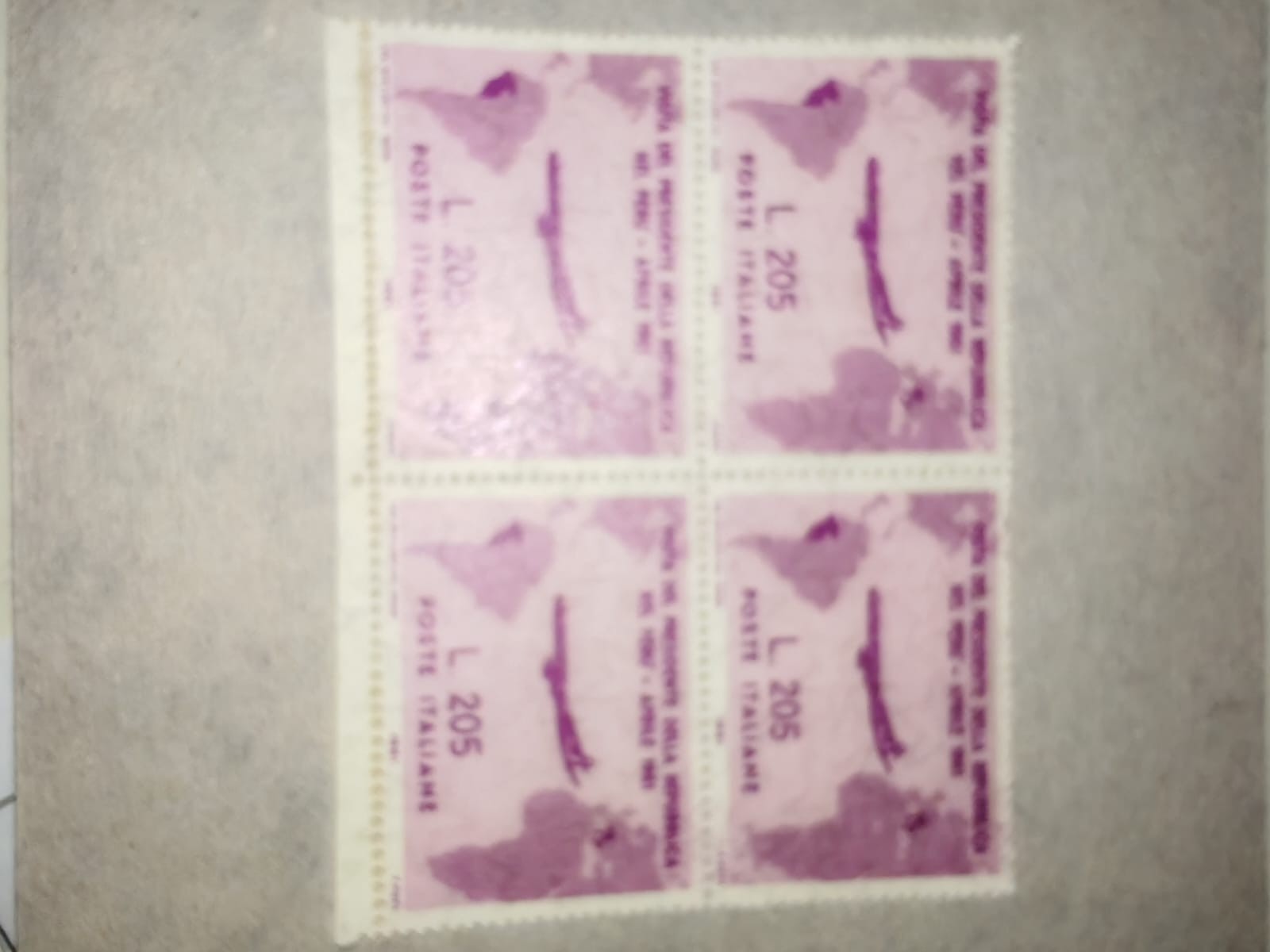 Foto 1 di 2