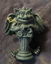 Guardian Gargoyle Winged Sitting On Pillar - HP POLY COLLECTION