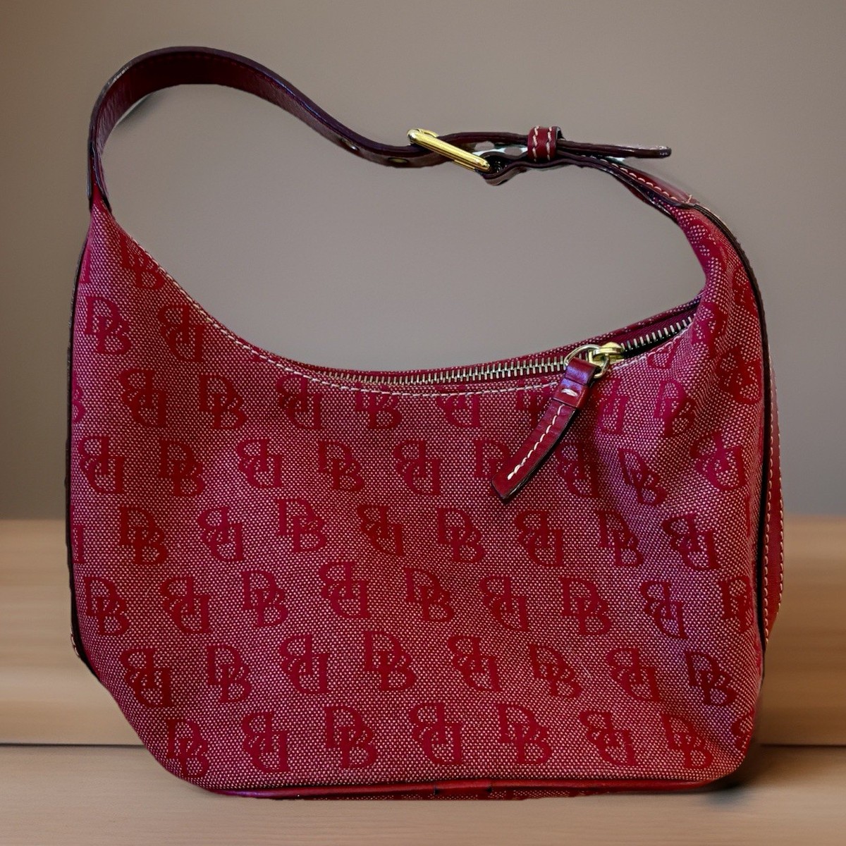 G222\" ラッキー Dooney＆Bourke ドゥーニー＆バーク Dooney & Bourke | Iconic American Leather Goods