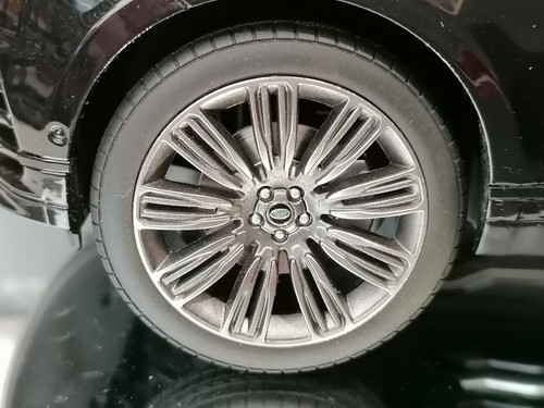 LCD Models 1/18 Range Rover Velar First Edition 2018 MINT with Box Astonishing! - Foto 13 di 22
