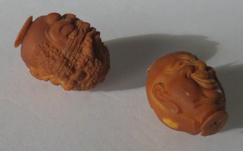 Collection lot of 2 Chinese Carved Nut Beads Heads Face #B81 - Picture 15 of 17