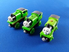 PERCY with STREAMERS  COAL DUST PERCY  PERCY / Variant Thomas wooden 2003