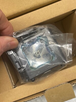 RLC-150-003 Replacement Lamp and Housing for Viewsonic Projectors