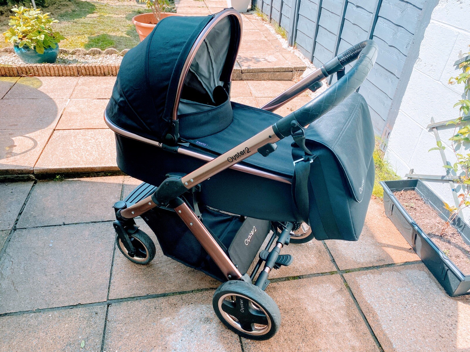 oyster 2 rose gold travel system