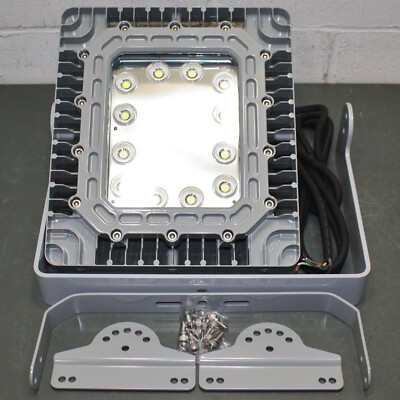 Larson Explosion Proof LED Light Fixture EPLC2-LED-150W-RT, 120 to 277V AC