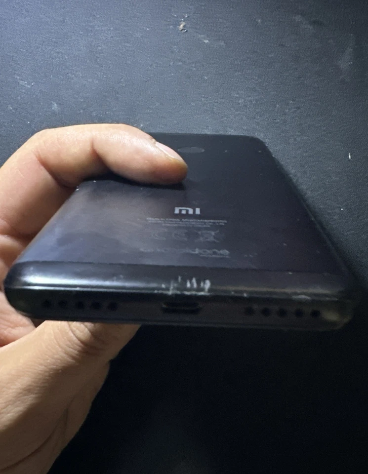 Xiaomi Mi A2 Lite · 64GB, foto 2 di 5