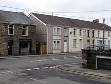 Photo 6x4 Hairstop, Maesteg Maesteg/SS8591 Hair salon at 240 Bridgend Ro c2017