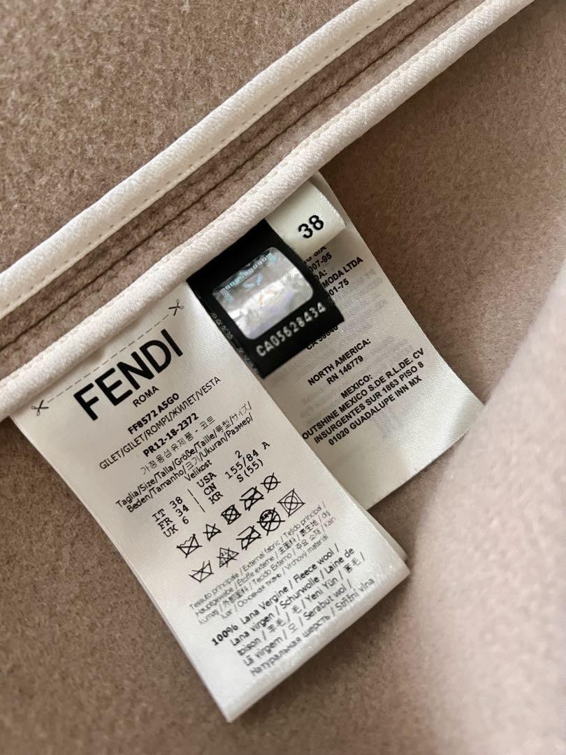 FENDI ベッドカバー　2枚セット FENDI ベッドカバー 2枚セット a7c0d60b33d2a355.jpg