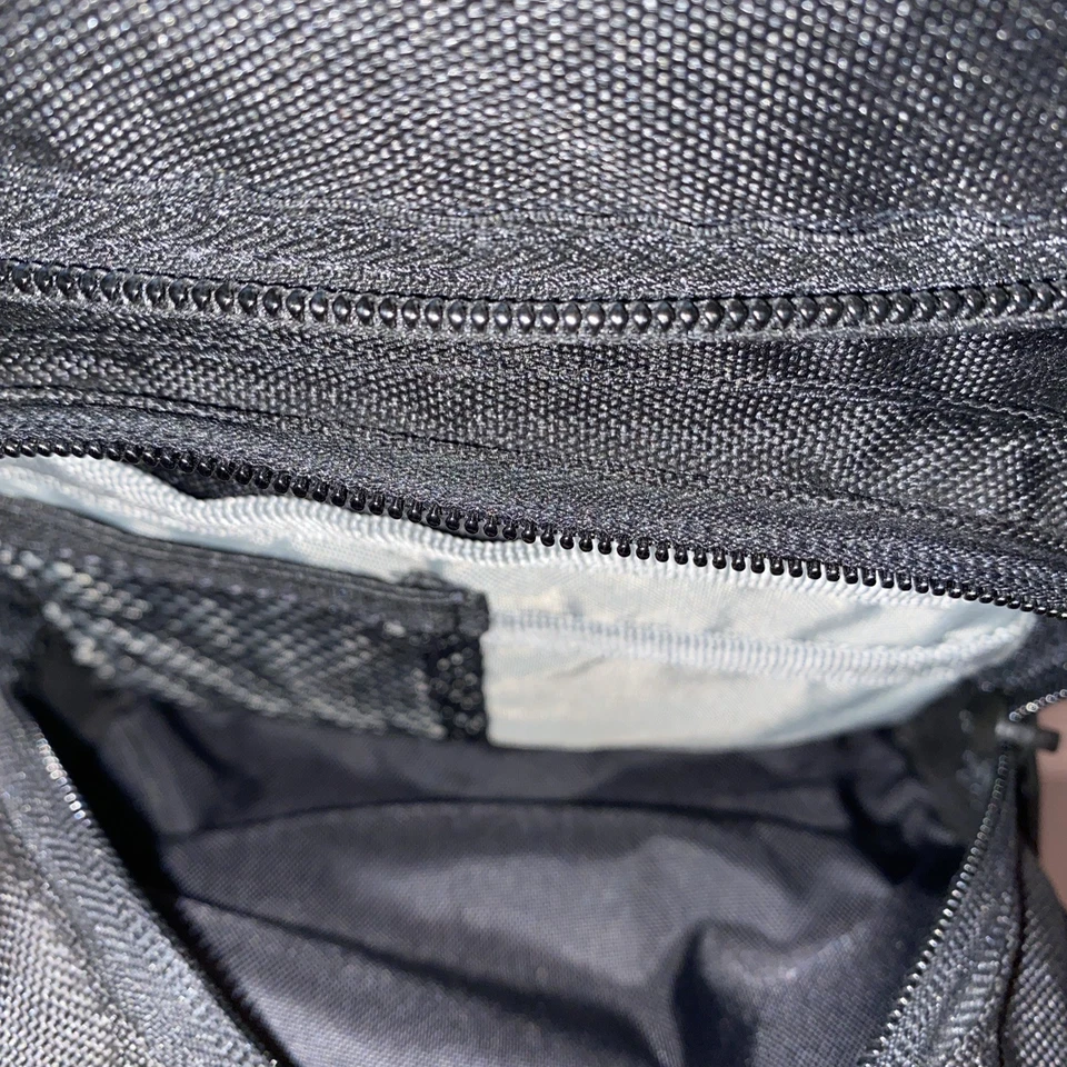 lowepro camera bag - Image 4 of 4