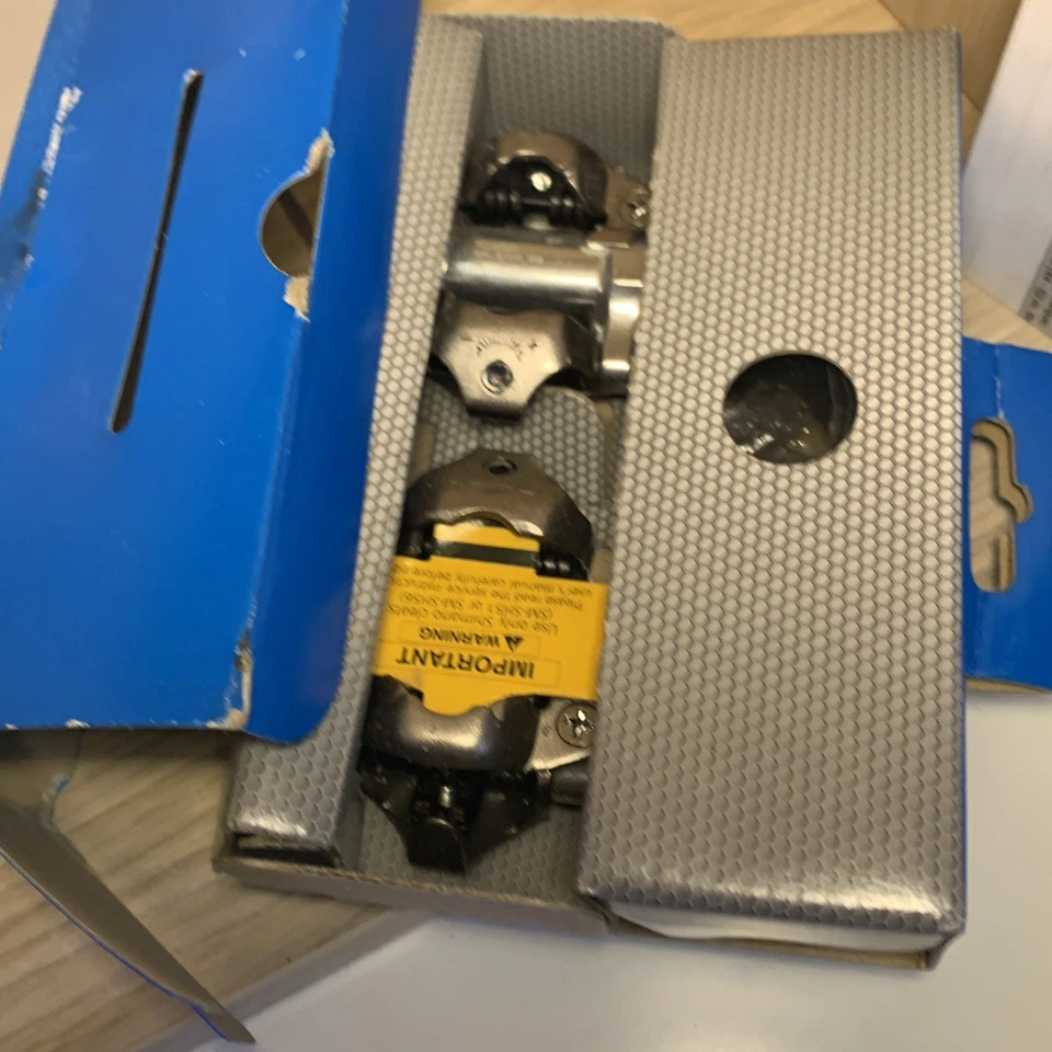 Shimano PD-M520 SPD MTB Pedals Clipless 9/16" SM-SH51 Cleats Silver New In Box - Image 4 of 4