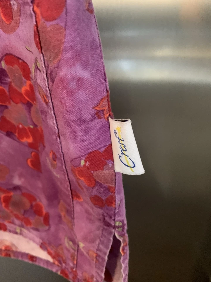 Crest Cottons Women’s Medical Scrub V-Neck Size Small Pink And Red Heart Design - Image 3 of 4